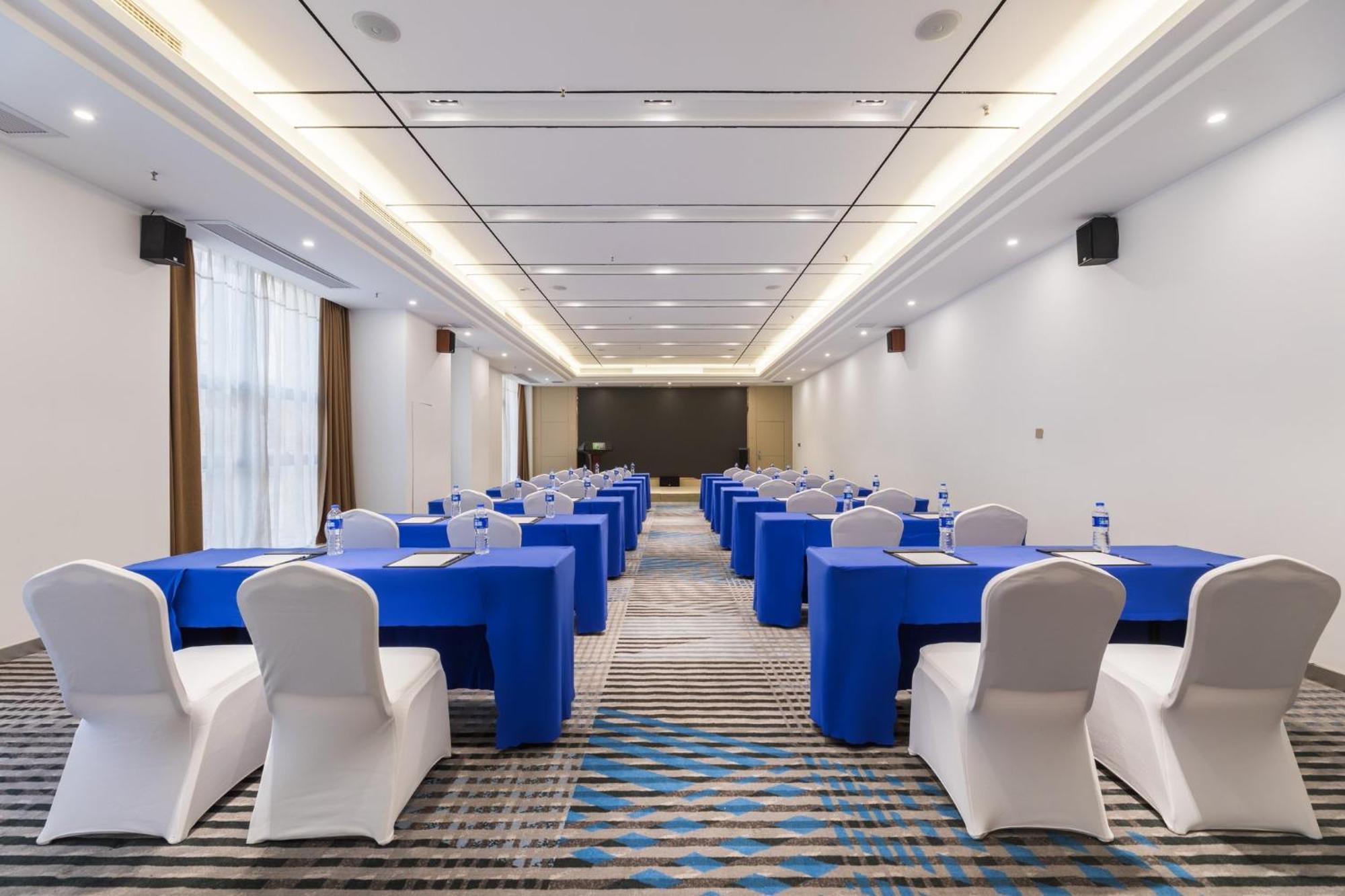 Holiday Inn Express - Liuyang Development Zone By Ihg Changsha Huanghua Airport Exteriör bild